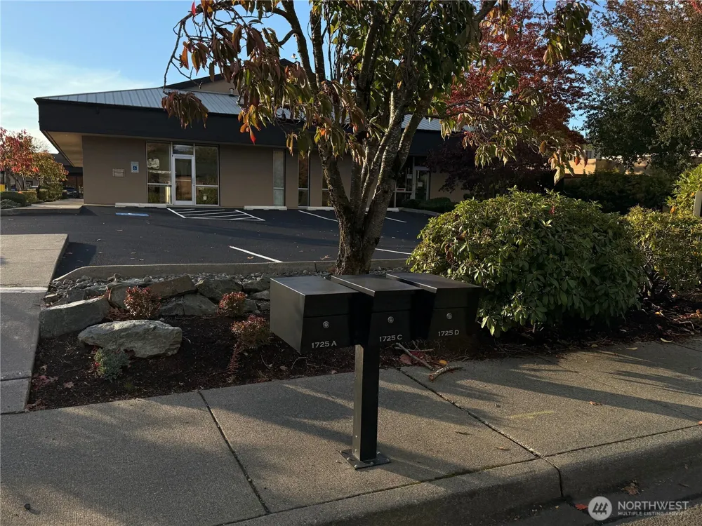 1725 Continental Place #D Mount Vernon, WA 98273