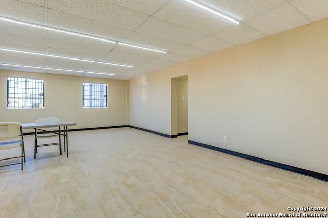 2930 E Houston San Antonio, TX 78202