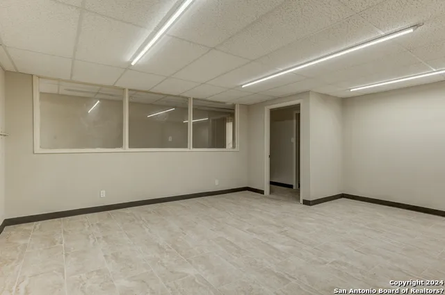 2930 E Houston San Antonio, TX 78202