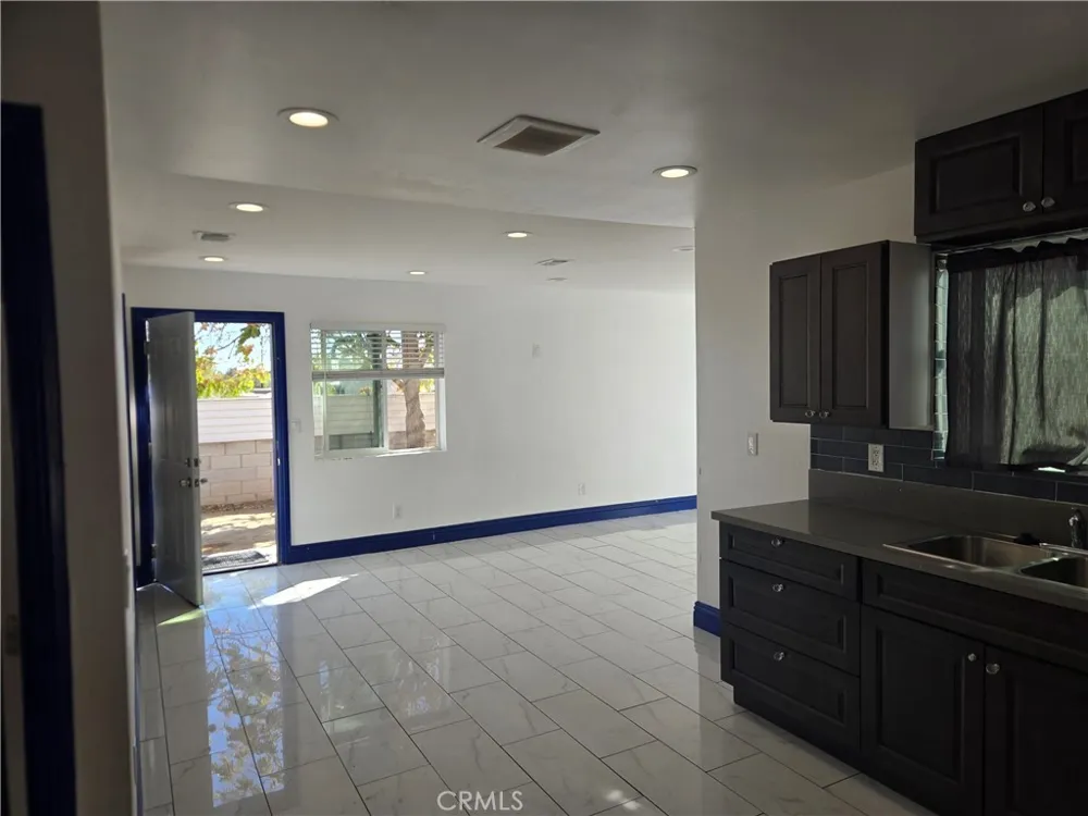 16684 forrest ave #2 Victorville, CA 92395