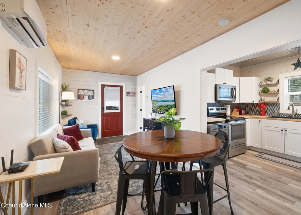 96 4th Street Ponderay, ID 83852