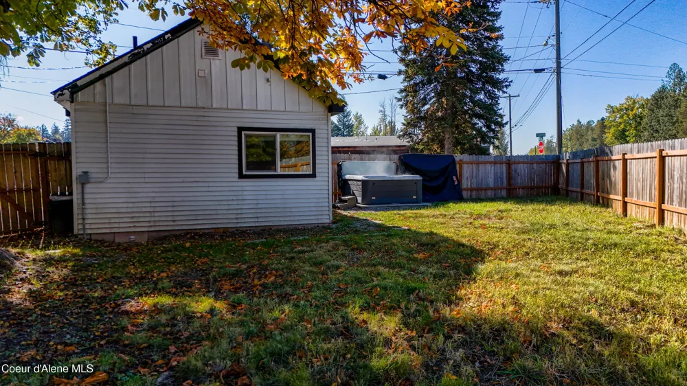 96 4th Street Ponderay, ID 83852