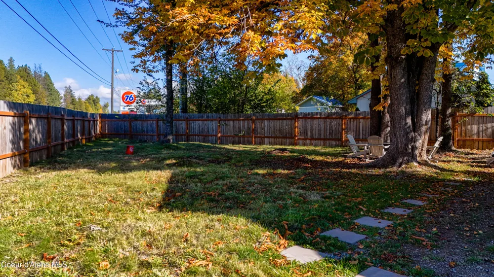 96 4th Street Ponderay, ID 83852