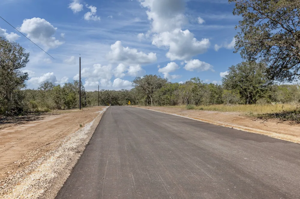 56 Post Oak Road Gonzales, TX 78629