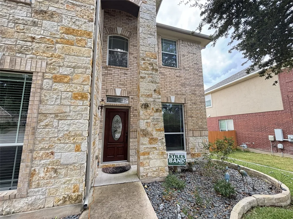 705 S Frontier Lane Cedar Park, TX 78613