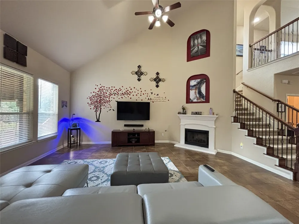 705 S Frontier Lane Cedar Park, TX 78613