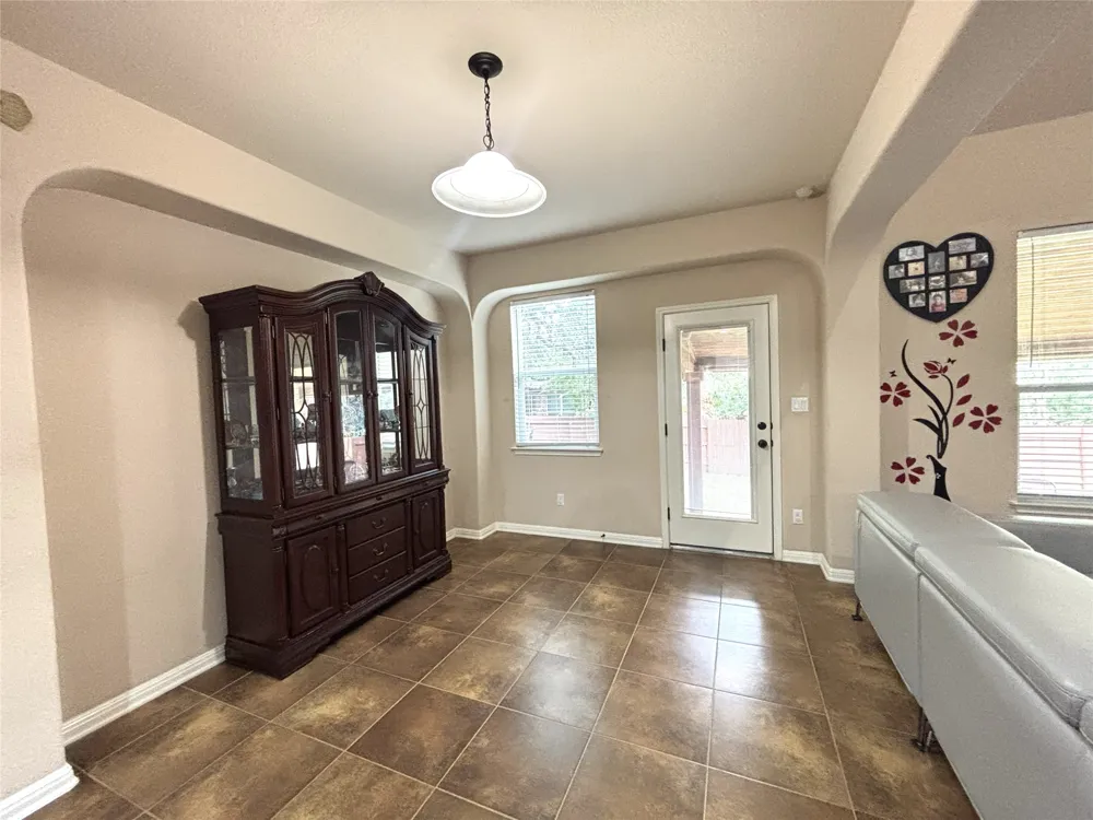 705 S Frontier Lane Cedar Park, TX 78613