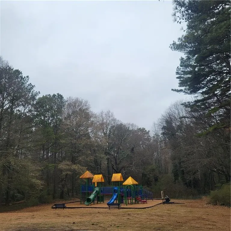 4682 Pine Circle Ellenwood, GA 30294
