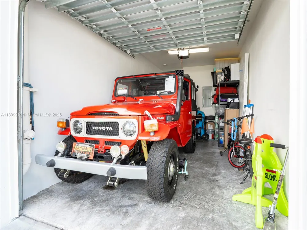 10245 NW 63rd Ter #206 Doral, FL 33178