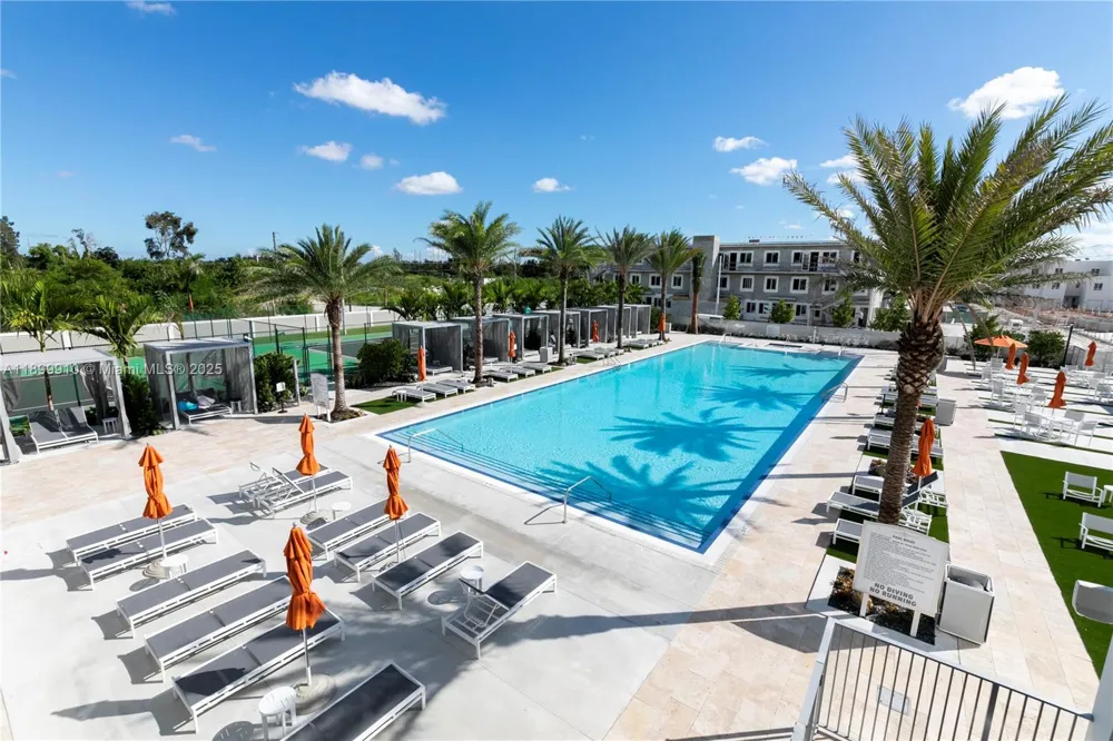 10245 NW 63rd Ter #206 Doral, FL 33178