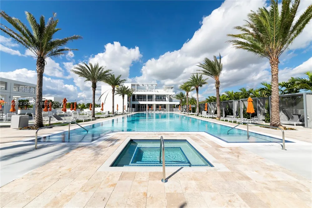 10245 NW 63rd Ter #206 Doral, FL 33178