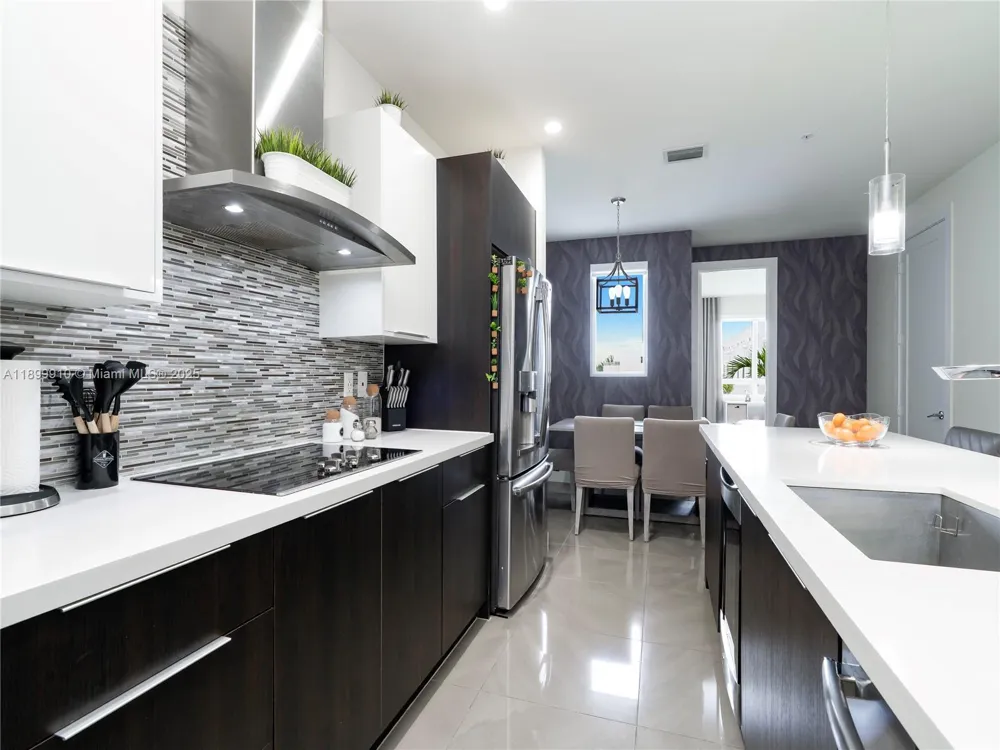 10245 NW 63rd Ter #206 Doral, FL 33178
