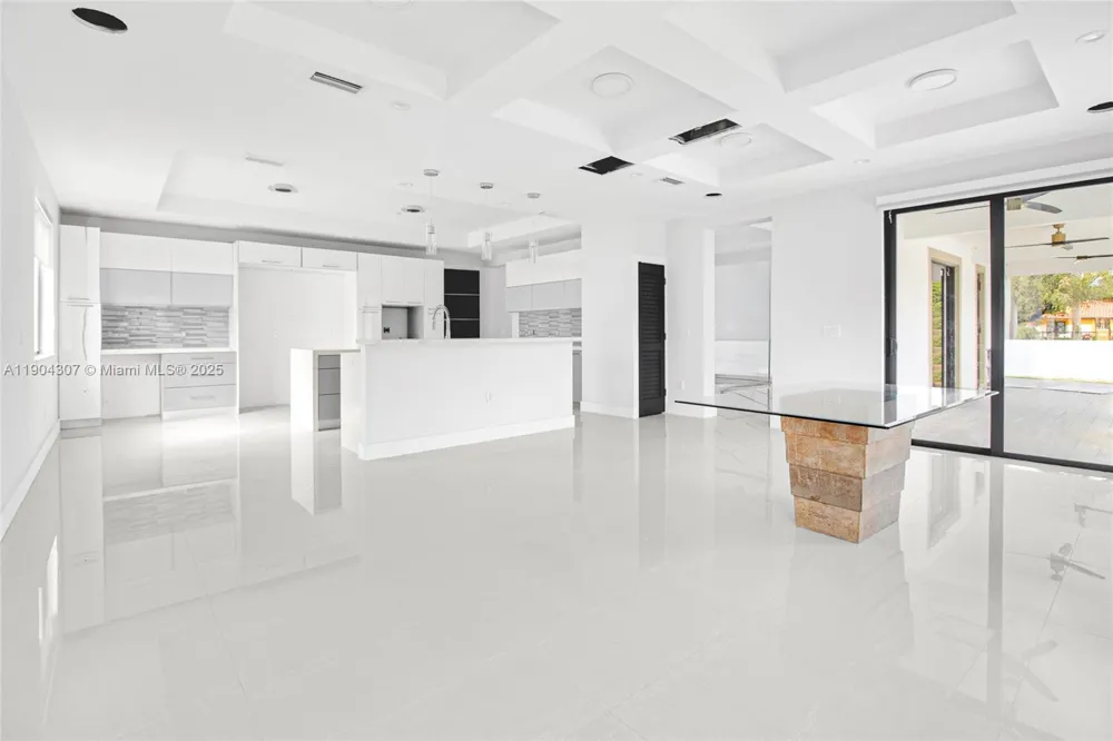 12890 NW 2nd St Miami, FL 33182