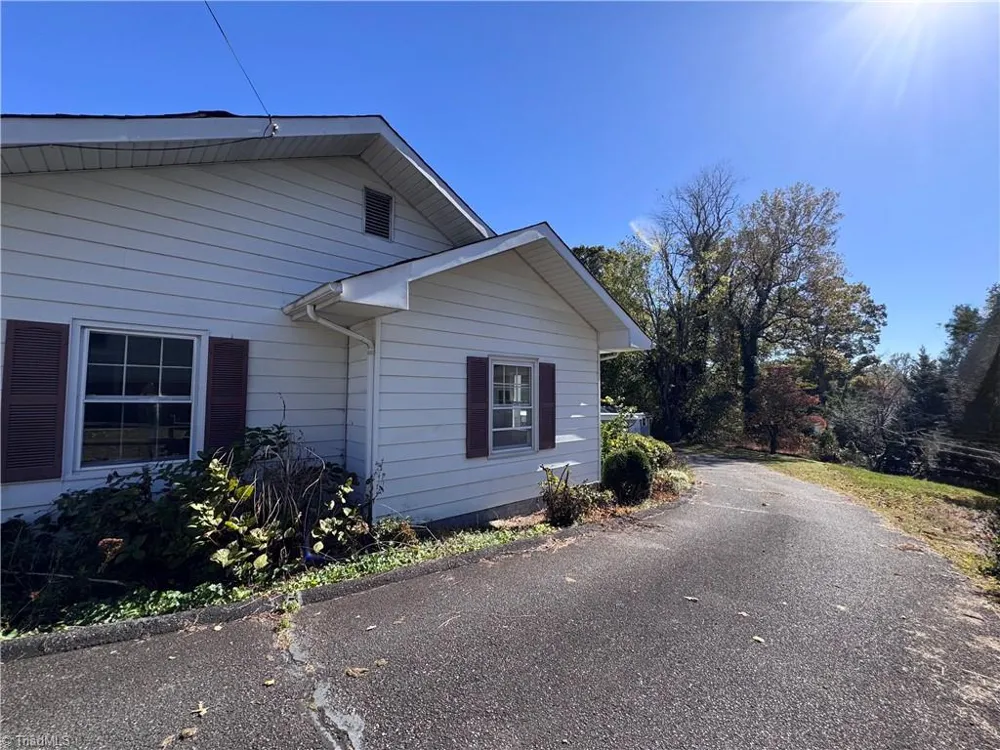 531 Elk Spur Street Elkin, NC 28621