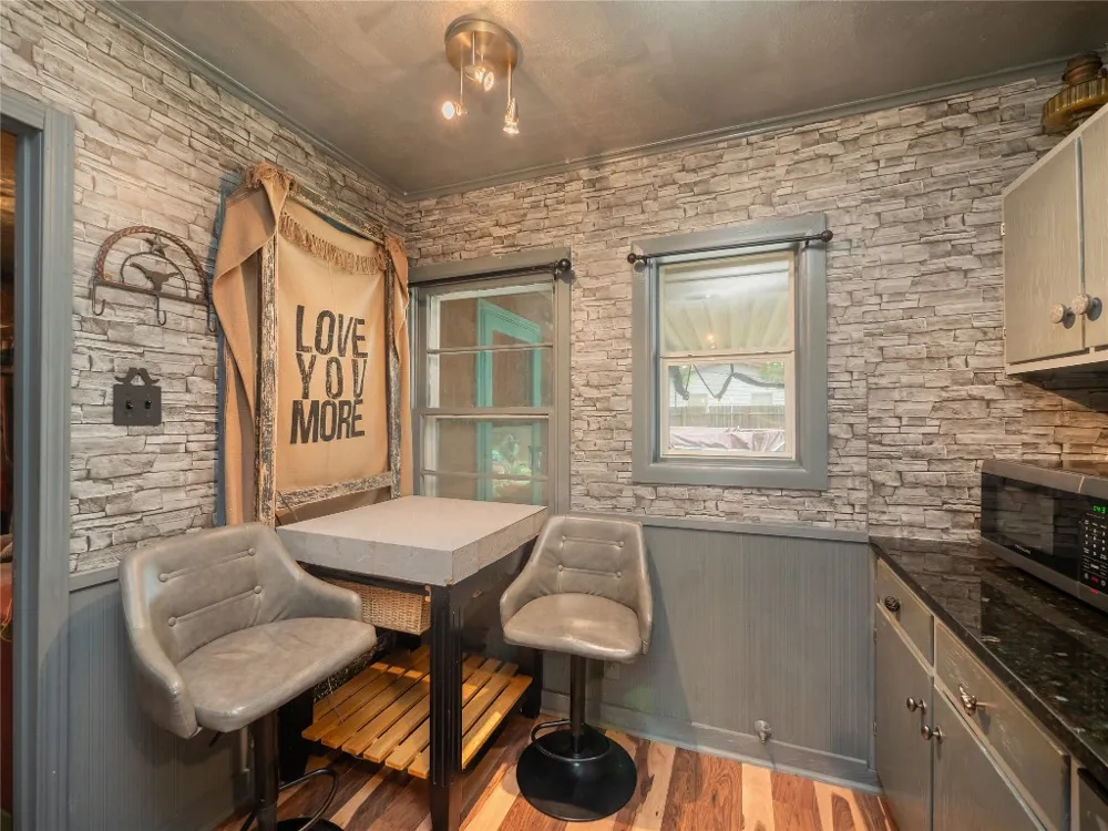 1207 Flag Street Llano, TX 78643