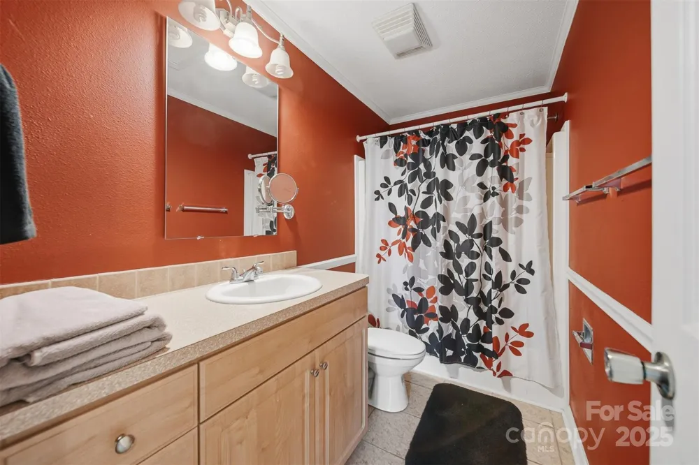 4247 Laurel Hill Road Claremont, NC 28610
