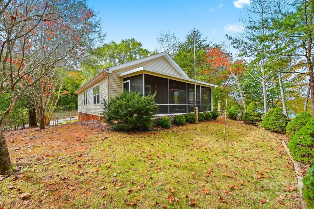 4247 Laurel Hill Road Claremont, NC 28610