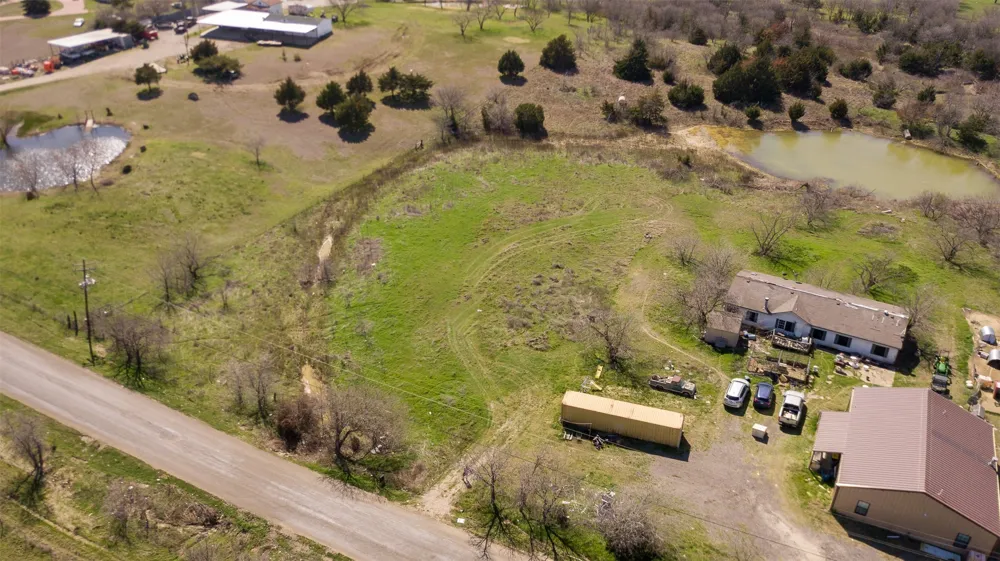 4590 Old Fort Worth Road Midlothian, TX 76065