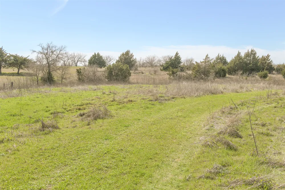 4590 Old Fort Worth Road Midlothian, TX 76065