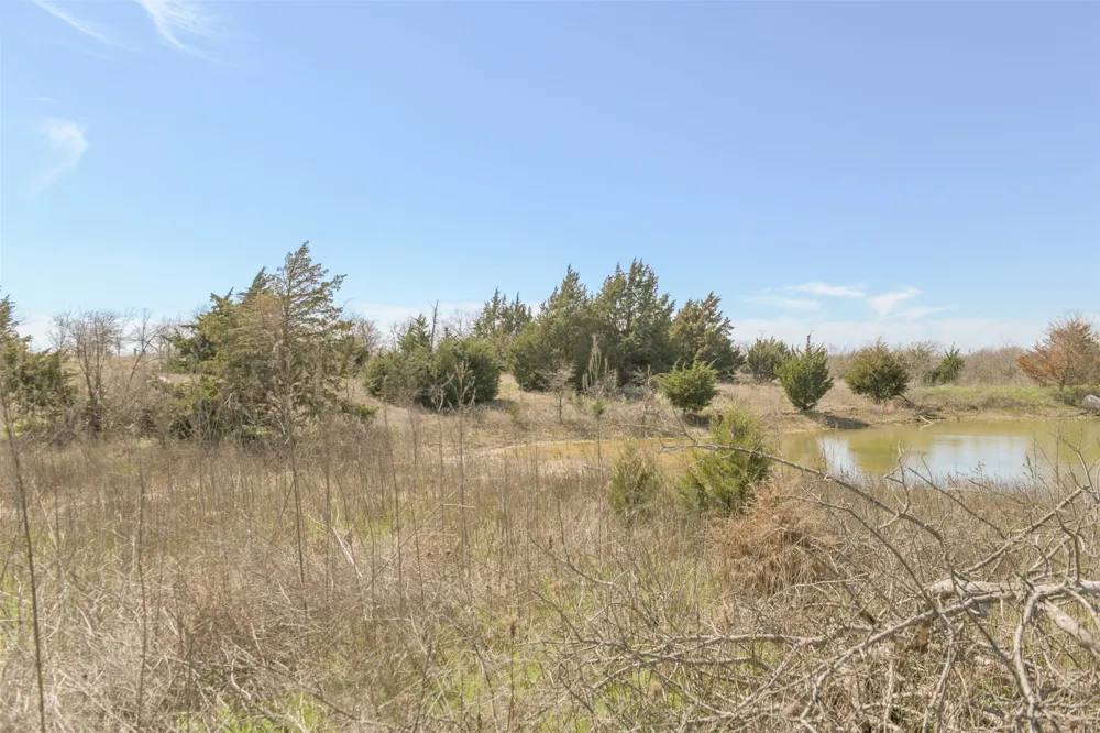 4590 Old Fort Worth Road Midlothian, TX 76065