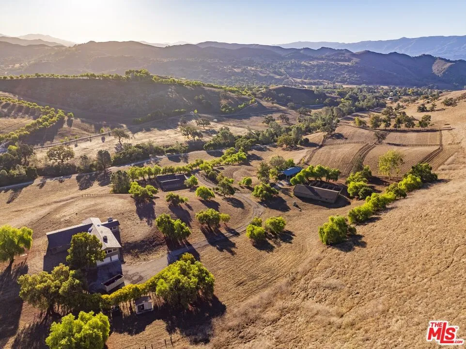 1959 Rambling Oaks Road Santa Ynez, CA 93460