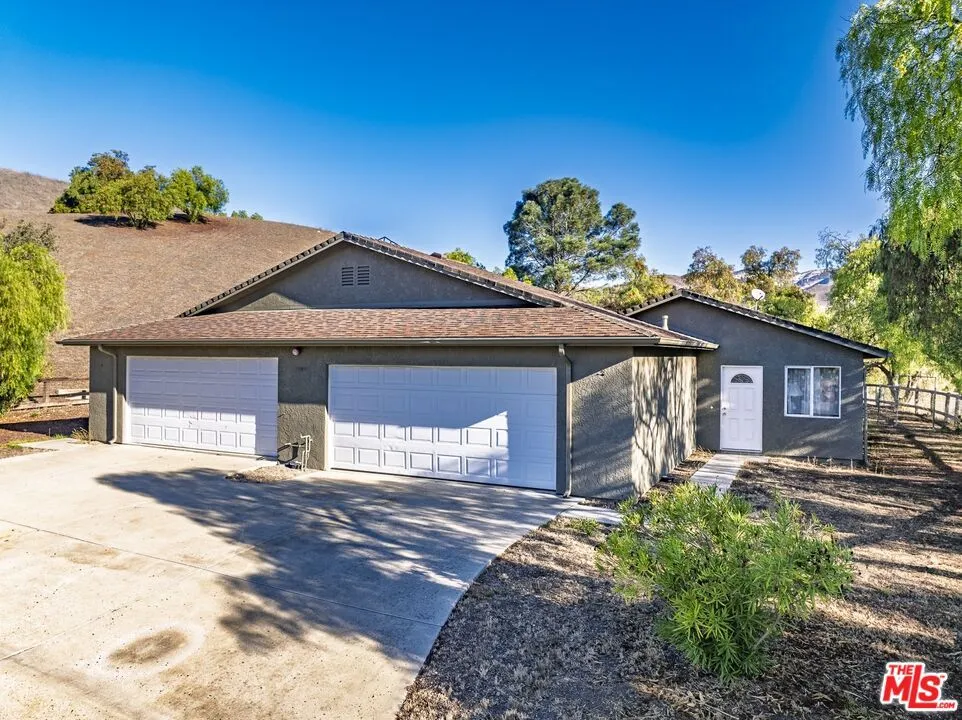1959 Rambling Oaks Road Santa Ynez, CA 93460