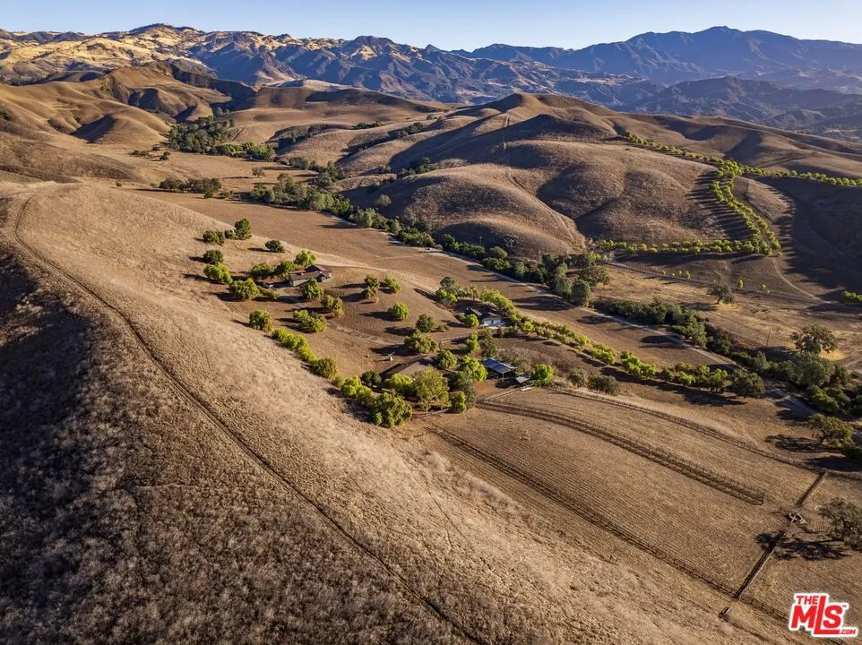 1959 Rambling Oaks Road Santa Ynez, CA 93460
