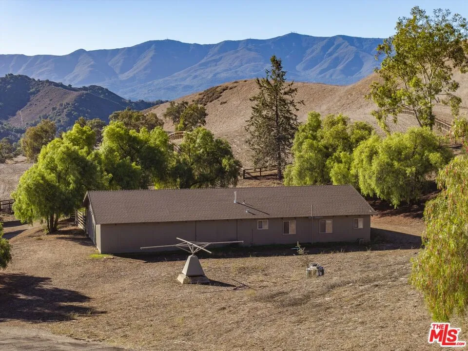 1959 Rambling Oaks Road Santa Ynez, CA 93460