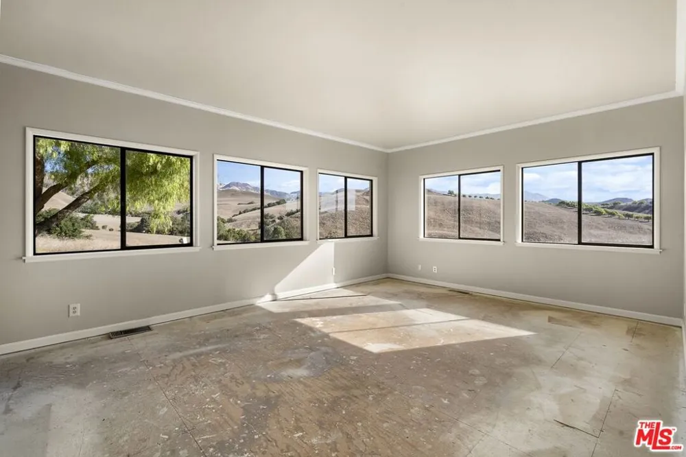 1959 Rambling Oaks Road Santa Ynez, CA 93460