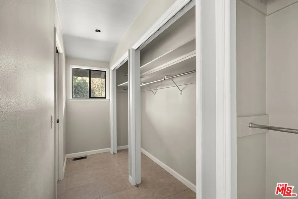 1959 Rambling Oaks Road Santa Ynez, CA 93460