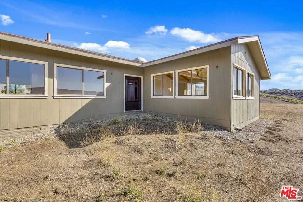 1959 Rambling Oaks Road Santa Ynez, CA 93460