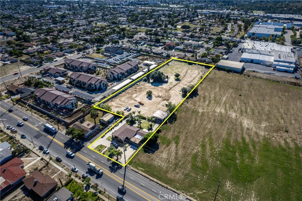 831 W Lugonia Redlands, CA 92374