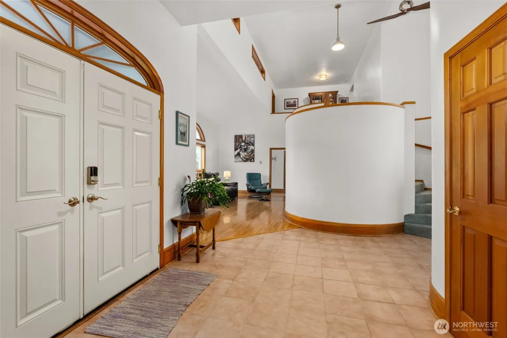 1981 Grey Gull Lane S Westport, WA 98595