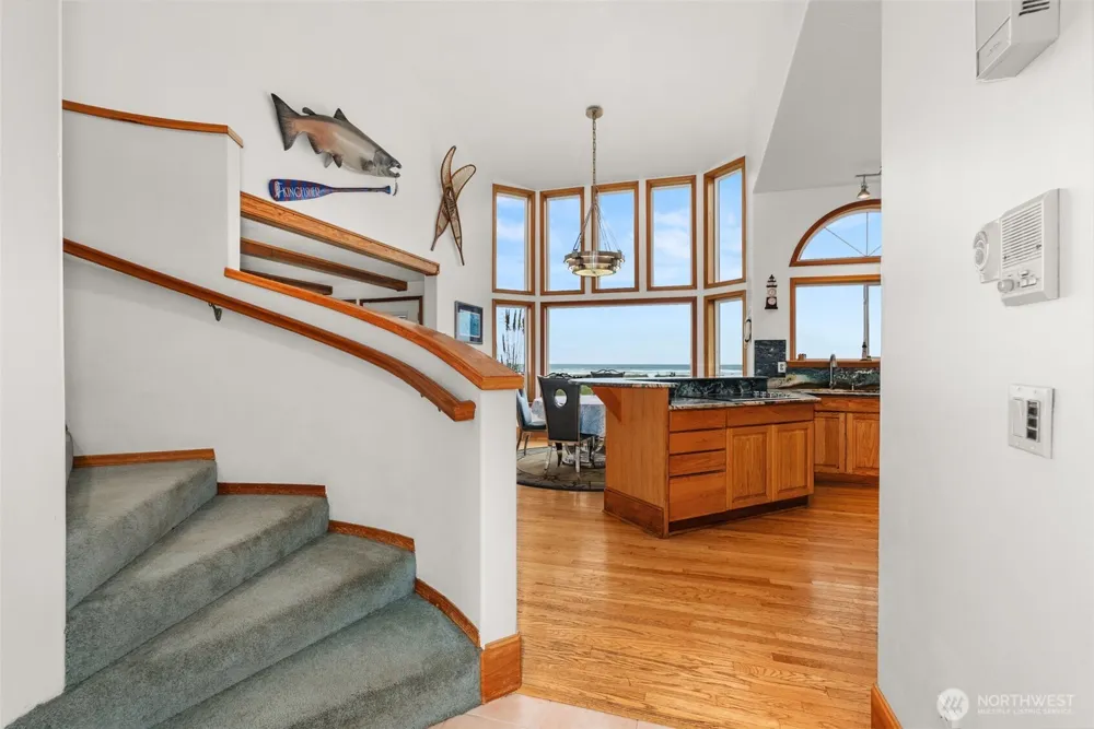 1981 Grey Gull Lane S Westport, WA 98595