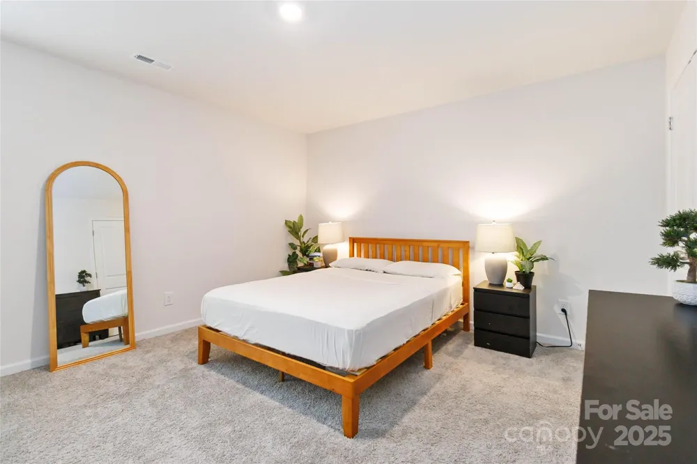 2147 Eastway Drive Dallas, NC 28034