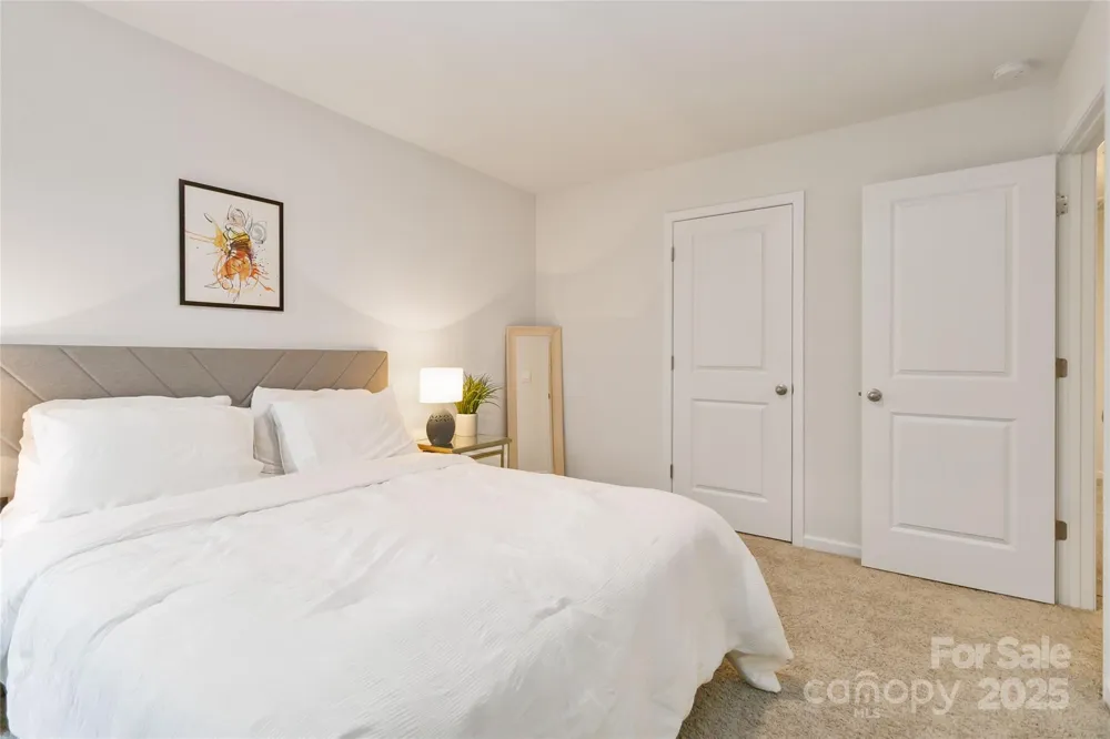 2147 Eastway Drive Dallas, NC 28034