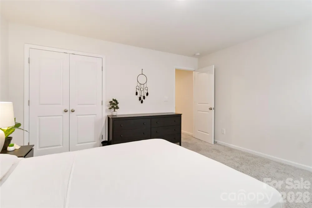 2147 Eastway Drive Dallas, NC 28034