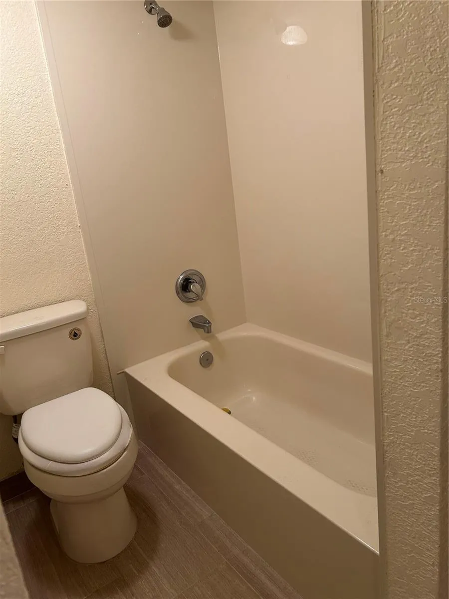 108 CLOCKTOWER DRIVE #261 Brandon, FL 33510