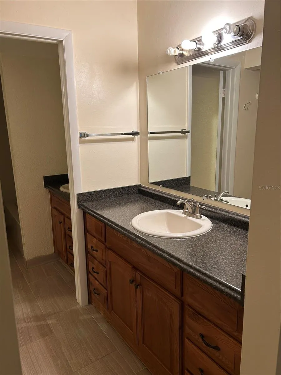 108 CLOCKTOWER DRIVE #261 Brandon, FL 33510