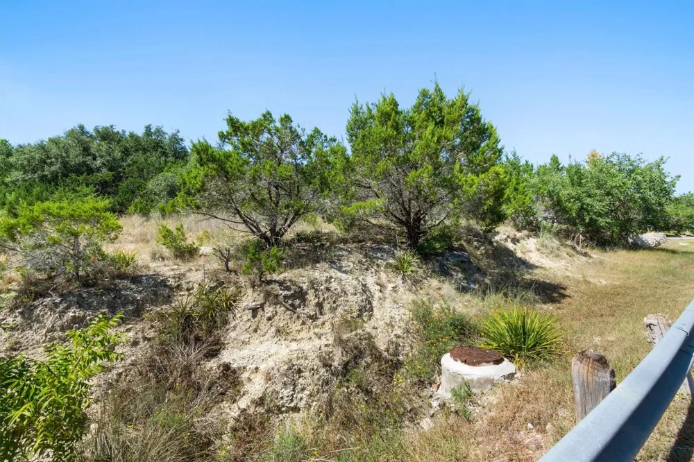 704 Palos Verdes Drive Lakeway, TX 78734