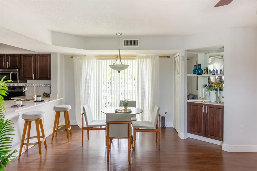 17230 NW 64th Ave #- Miami Lakes, FL 33015