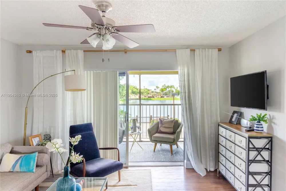 17230 NW 64th Ave #- Miami Lakes, FL 33015