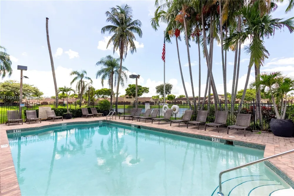 17230 NW 64th Ave #- Miami Lakes, FL 33015