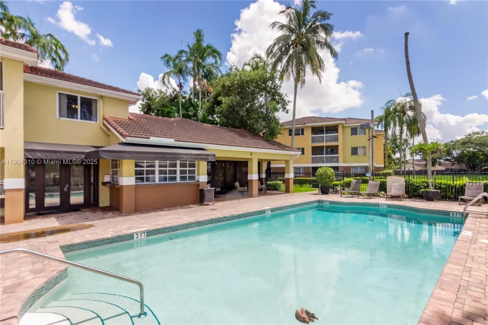 17230 NW 64th Ave #- Miami Lakes, FL 33015