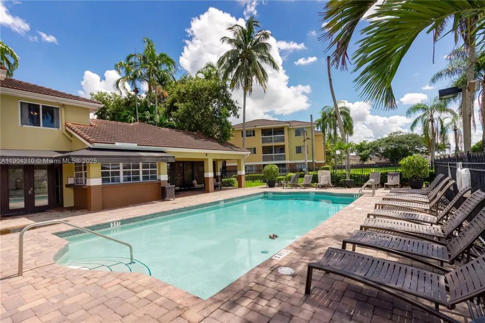 17230 NW 64th Ave #- Miami Lakes, FL 33015