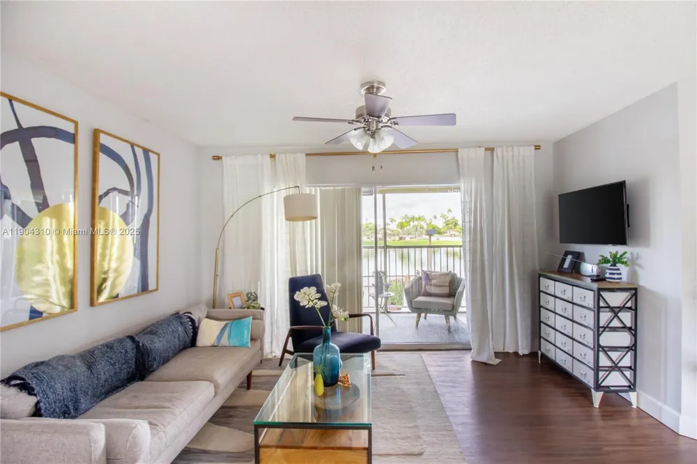 17230 NW 64th Ave #- Miami Lakes, FL 33015