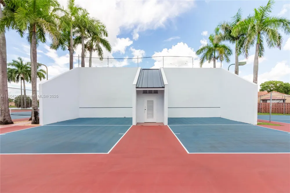 17230 NW 64th Ave #- Miami Lakes, FL 33015
