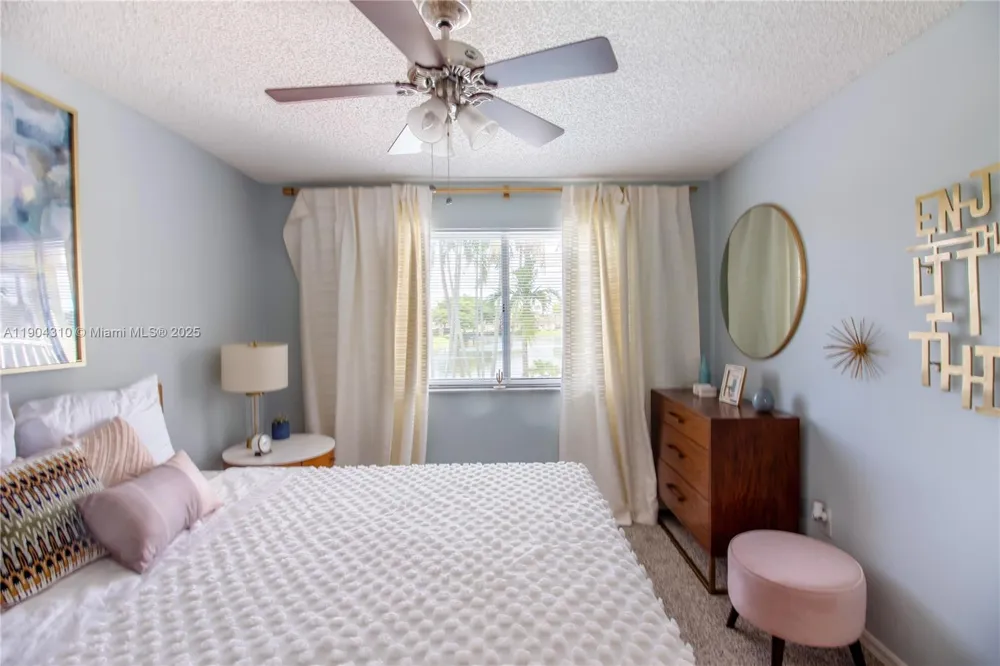 17230 NW 64th Ave #- Miami Lakes, FL 33015