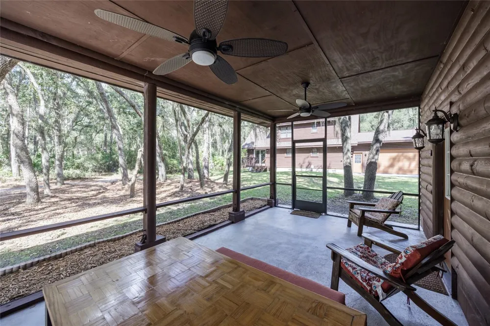 239 RILEY LAKE DRIVE Hawthorne, FL 32640