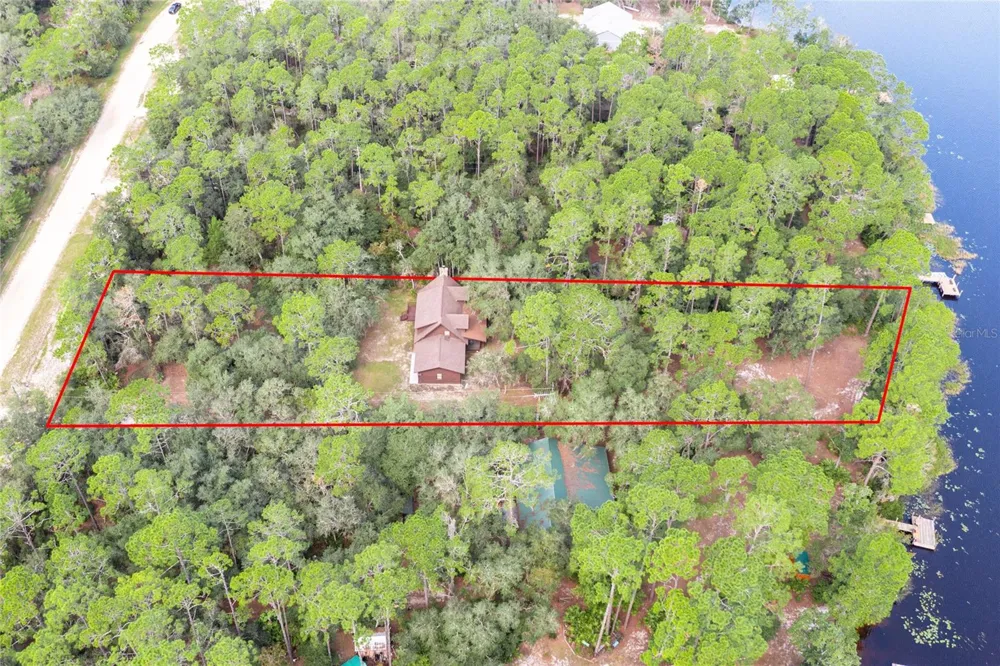 239 RILEY LAKE DRIVE Hawthorne, FL 32640